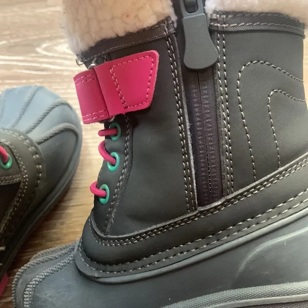 Cat & Jack Thermolite ecomade Target size 7 winter boots preloved ❤️
